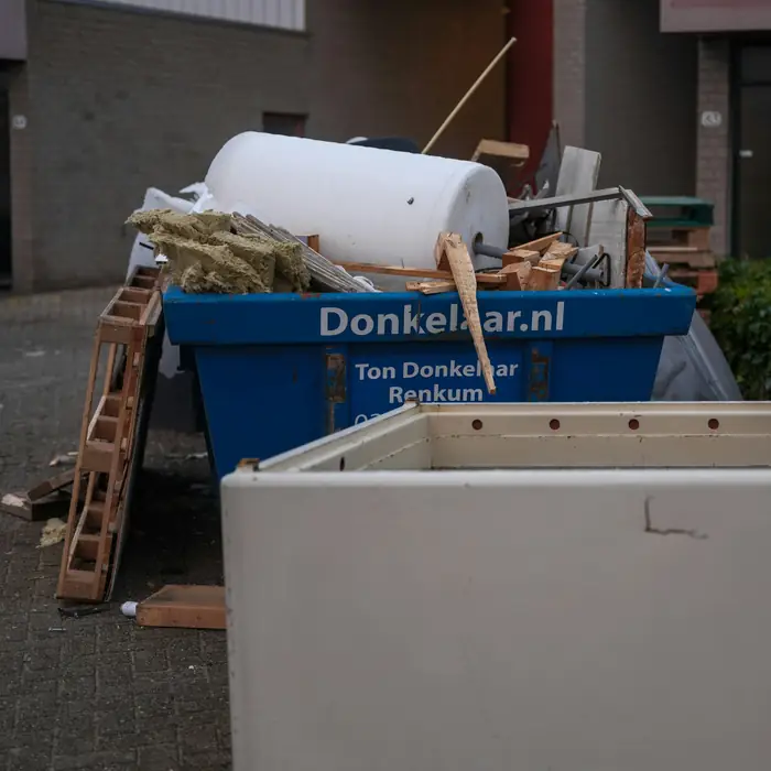 Full property rubbish cleanout hoarding NYC